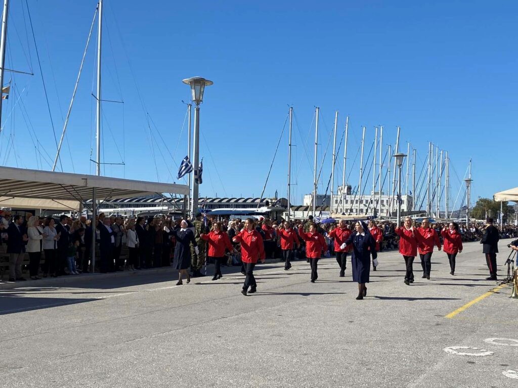 Παρέλαση εθνικής ανάτασης